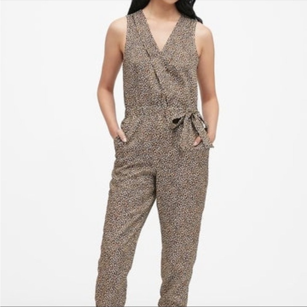 NWT Banana Republic Leopard Animal Print Jumpsuit Size 10P